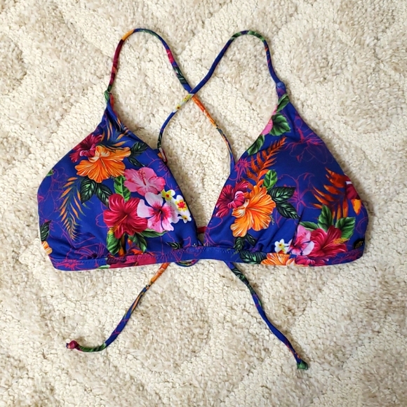 Bikini Top - Picture 1 of 3